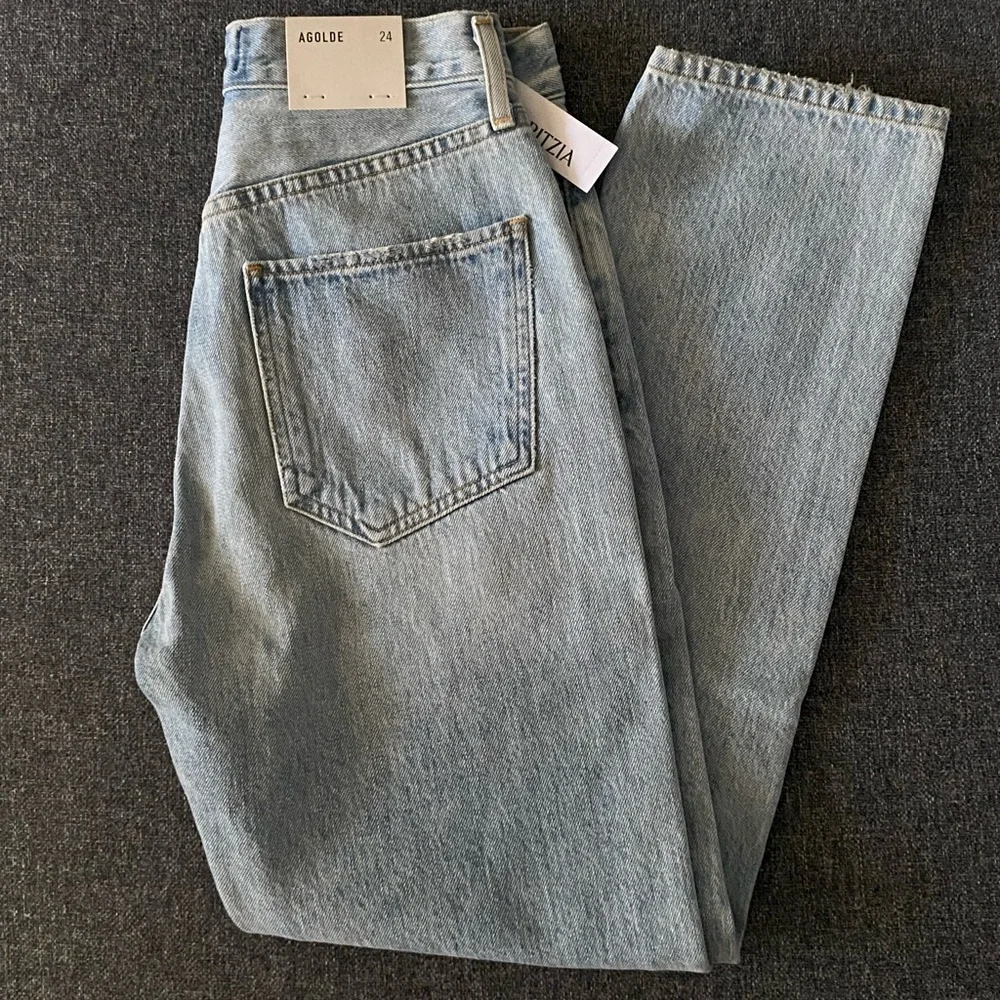 Agolde Riley High Rise Straight Crop Jeans - Picture 8 of 16